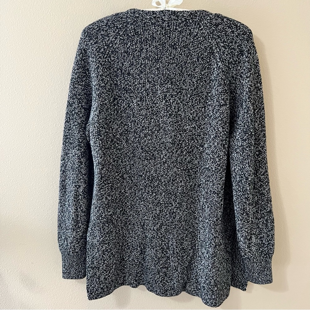 Athleta Switchback V Neck Merino Wool Sweater Xs … - image 2